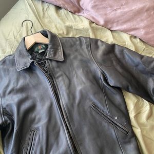 AMAZING VINTAGE J CREW LEATHER JACKET